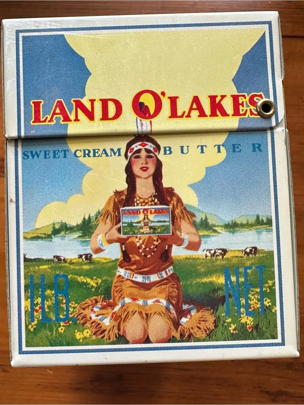Land O Lakes Vintage Recipe Tin Box  With Recipe Cards Included Mostly Complete